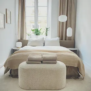 Townhall Apartment